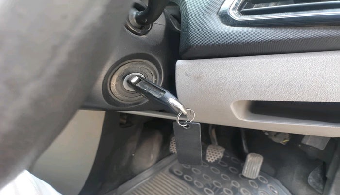 2021 Tata Tiago XT PETROL, Petrol, Manual, 1,00,856 km, interior