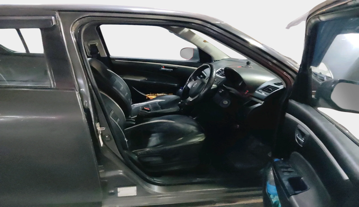 2017 Maruti Swift VXI, Petrol, Manual, 1,09,369 km, interior
