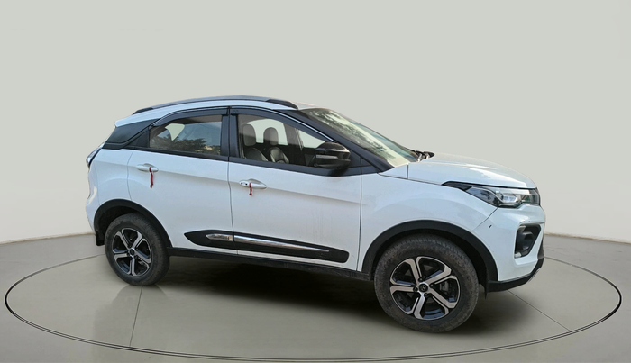 2022 Tata NEXON XZA PLUS (HS) PETROL, Petrol, Automatic, 28,200 km, exterior