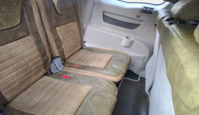 2016 Mahindra XUV500 W4 1.99, Diesel, Manual, 82,427 km, interior