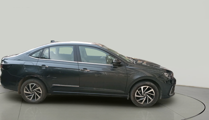 2023 Volkswagen VIRTUS TOPLINE TSI 1.0 MT, Petrol, Manual, 29,859 km, exterior
