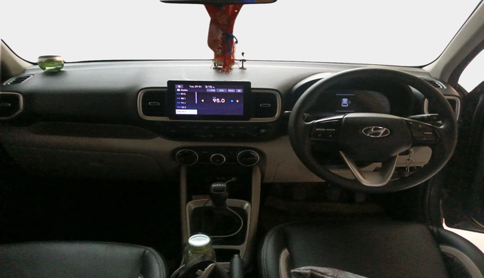 2022 Hyundai VENUE S 1.2, Petrol, Manual, 51,452 km, interior