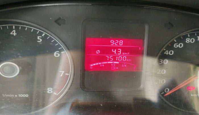 2014 Volkswagen Vento HIGHLINE 1.6 MPI, Petrol, Manual, 75,100 km, interior