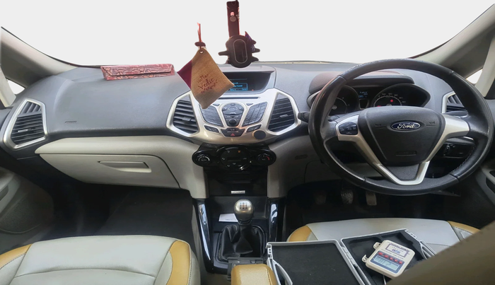 2016 Ford Ecosport TITANIUM 1.5L DIESEL, Diesel, Manual, 1,13,085 km, interior