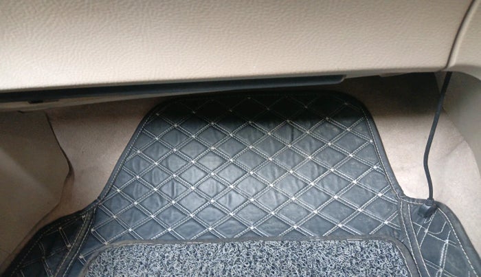 2017 Maruti Swift Dzire VXI, Petrol, Manual, 80,009 km, interior