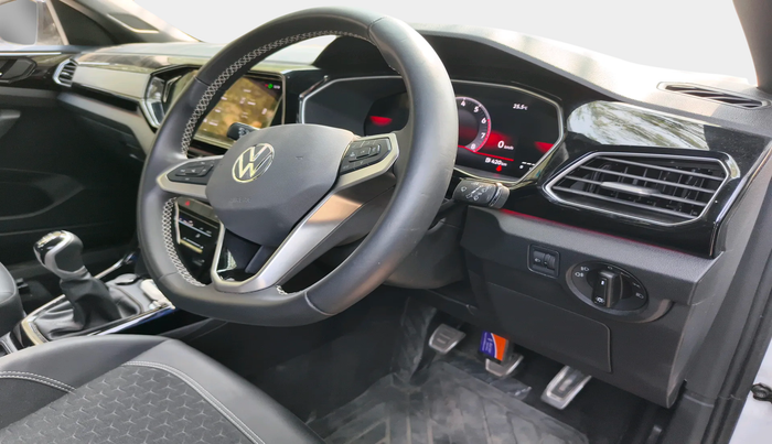 2024 Volkswagen TAIGUN GT Line 1.0L TSI MT, Petrol, Manual, 3,333 km, interior