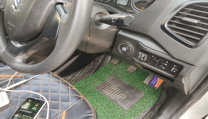 2022 Maruti BREZZA VXI, Petrol, Manual, 16,083 km, interior