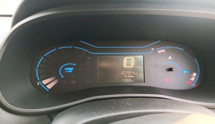 2019 Renault Kwid CLIMBER 1.0 (O), Petrol, Manual, 12,284 km, interior