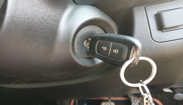 2019 Renault Kwid CLIMBER 1.0 (O), Petrol, Manual, 12,284 km, interior