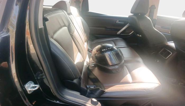 2024 Mahindra SCORPIO-N Z8 S Diesel MT 2WD 7 STR, Diesel, Manual, 31,447 km, interior