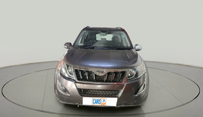 2017 Mahindra XUV500 W10 AT 1.99, Diesel, Automatic, 1,30,615 km, exterior