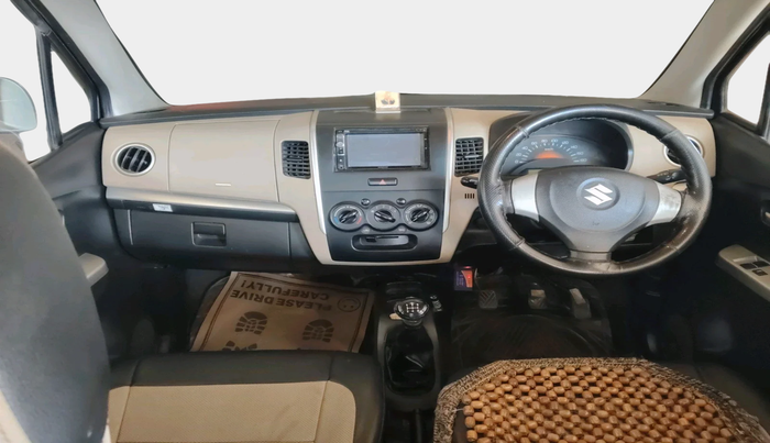 2017 Maruti Wagon R 1.0 LXI CNG, CNG, Manual, 1,50,887 km, interior
