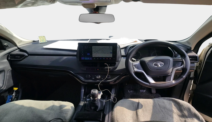2022 Tata Harrier XE 2.0L KRYOTEC, Diesel, Manual, 78,680 km, interior