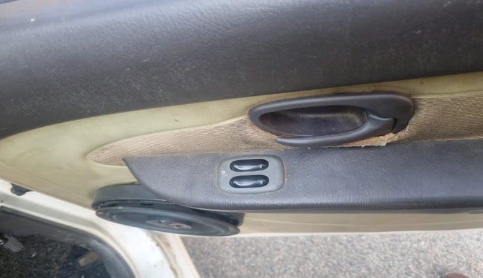 2012 Hyundai Santro Xing GLS, Petrol, Manual, 1,18,563 km, interior