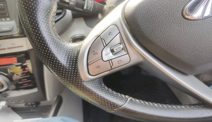 2019 Mahindra XUV300 W8 1.5 DIESEL, Diesel, Manual, 82,890 km, interior