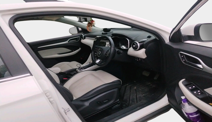 2023 MG ASTOR SAVVY 1.5 CVT, Petrol, Automatic, 40,586 km, interior