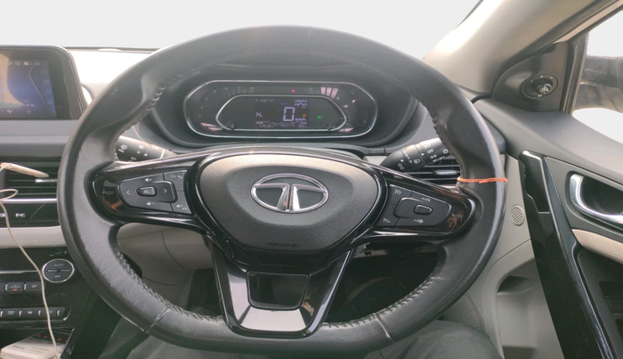 2022 Tata NEXON XZA PLUS (HS) PETROL, Petrol, Automatic, 28,275 km, interior