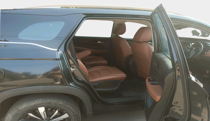 2020 MG HECTOR PLUS SHARP 1.5 PETROL TURBO DCT 6-STR, Petrol, Automatic, 1,00,406 km, interior