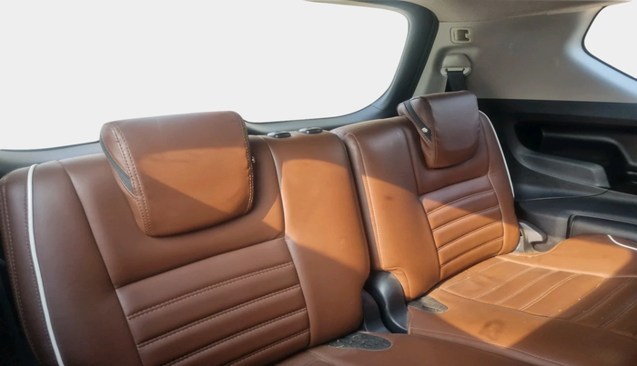 2020 Toyota Innova Crysta 2.4 GX AT 7 STR, Diesel, Automatic, 1,47,957 km, interior