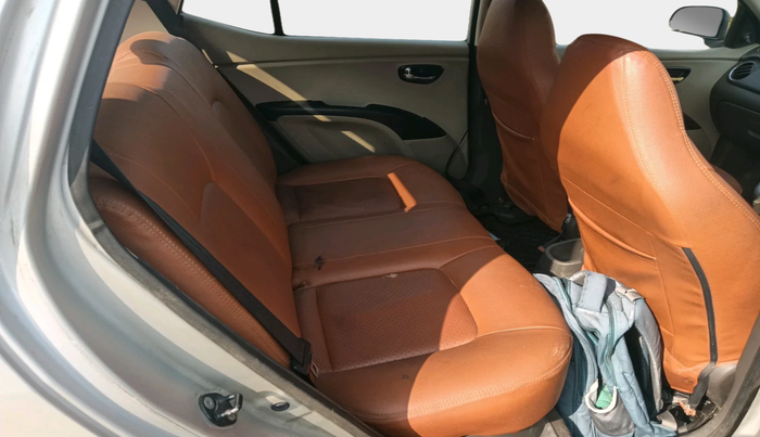 2014 Hyundai i10 SPORTZ 1.1, Petrol, Manual, 57,026 km, interior