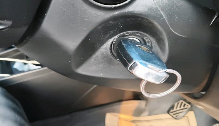 2019 Maruti Swift LXI, Petrol, Manual, 43,800 km, interior