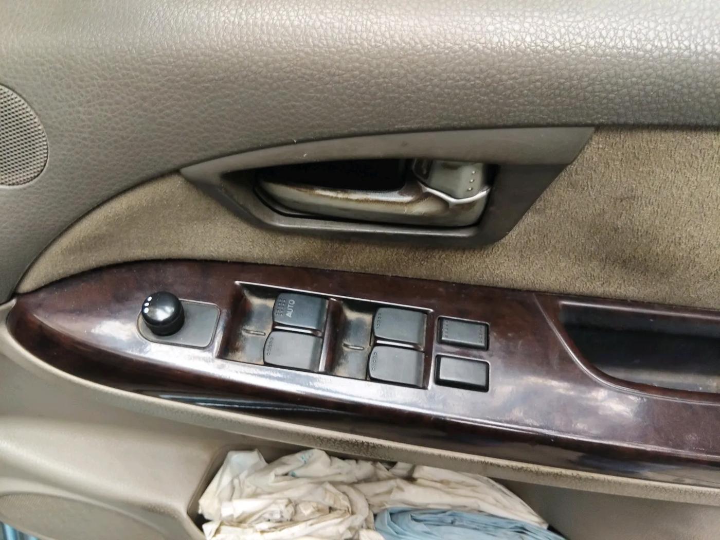 2011 Maruti SX4 ZXI, Petrol, Manual, 1,10,679 km, interior