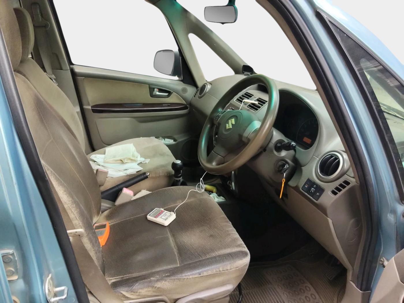 2011 Maruti SX4 ZXI, Petrol, Manual, 1,10,679 km, interior