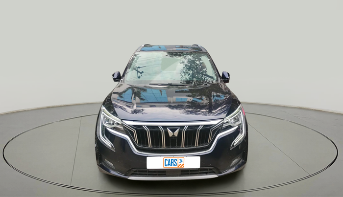 2022 Mahindra XUV700 AX 7 LUXURY D AWD AT 7 STR, Diesel, Automatic, 73,633 km, exterior