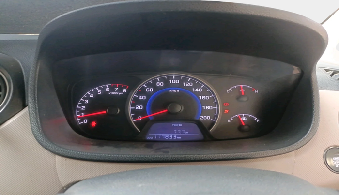 2015 Hyundai Grand i10 ASTA (O) 1.2 KAPPA VTVT, Petrol, Manual, 1,17,835 km, interior