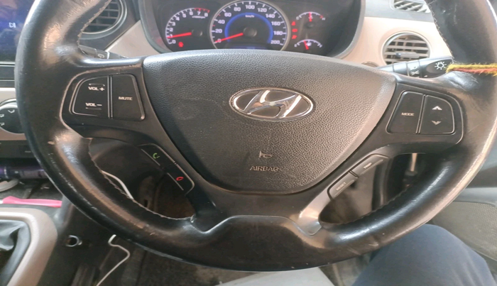 2015 Hyundai Grand i10 ASTA (O) 1.2 KAPPA VTVT, Petrol, Manual, 1,17,835 km, interior