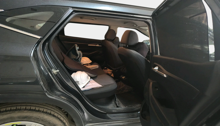 2024 KIA SELTOS  HTE 1.5 PETROL MT, Petrol, Manual, 28,841 km, interior