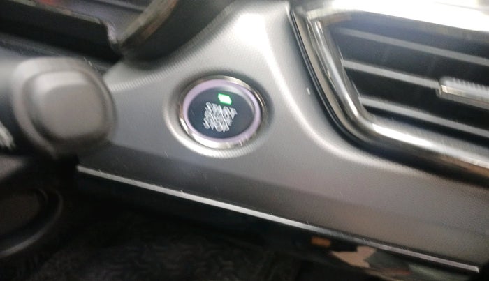 2023 Tata Harrier XT PLUS 2.0L KRYOTEC DARK EDITON, Diesel, Manual, 51,047 km, interior