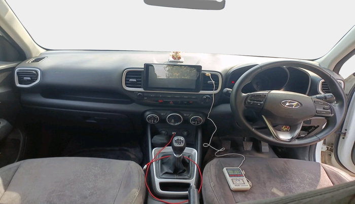 2020 Hyundai VENUE SX 1.5 CRDI, Diesel, Manual, 1,16,136 km, interior