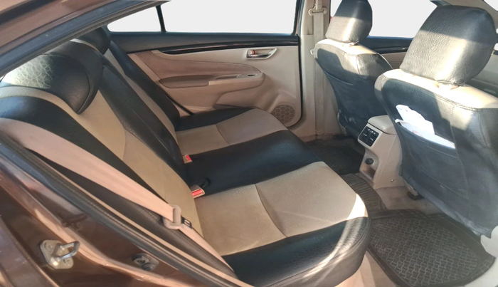 2016 Maruti Ciaz VDI SHVS, Diesel, Manual, 99,704 km, interior