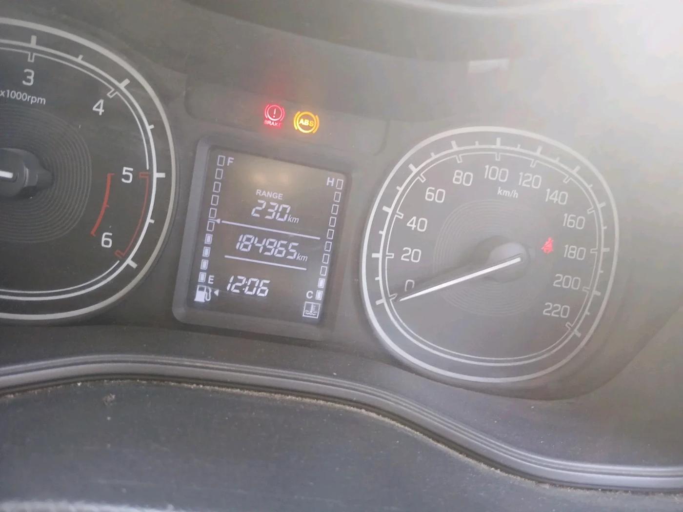 2017 Maruti Vitara Brezza VDI (O), Diesel, Manual, 1,84,965 km, interior