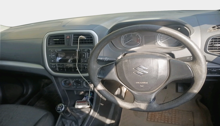 2017 Maruti Vitara Brezza VDI (O), Diesel, Manual, 1,84,965 km, interior