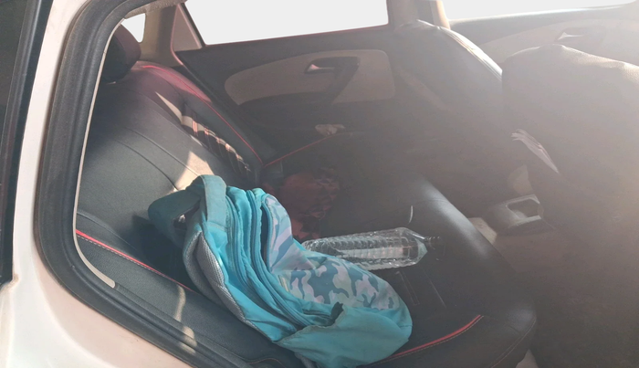 2013 Volkswagen Polo COMFORTLINE 1.2L PETROL, Petrol, Manual, 1,53,365 km, interior