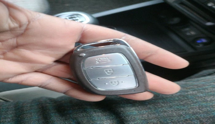 2019 Hyundai Elite i20 ASTA 1.2 (O), Petrol, Manual, 66,408 km, interior