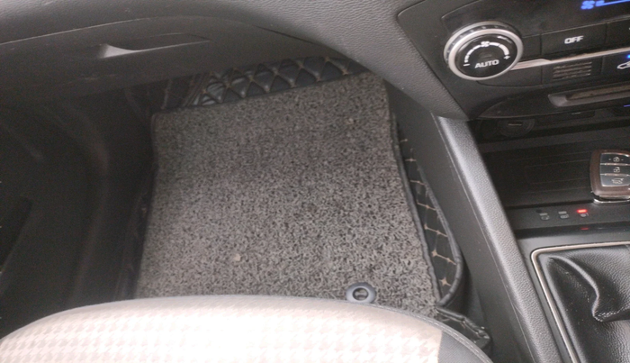 2019 Hyundai Elite i20 ASTA 1.2 (O), Petrol, Manual, 66,408 km, interior