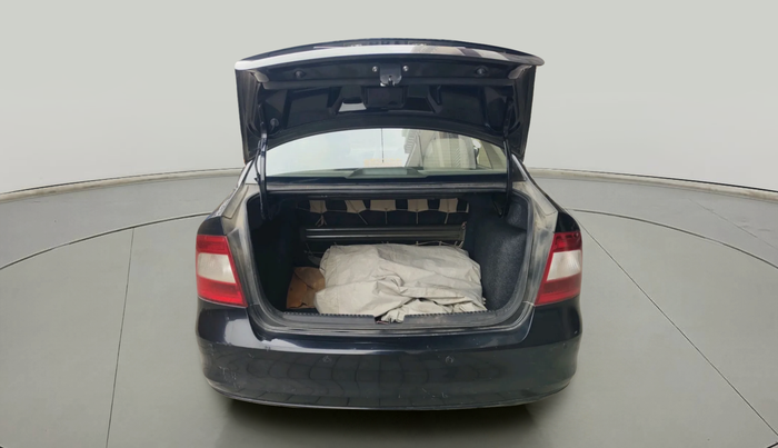 2012 Skoda Rapid 1.6 MPI ACTIVE, Petrol, Manual, 28,711 km, exterior