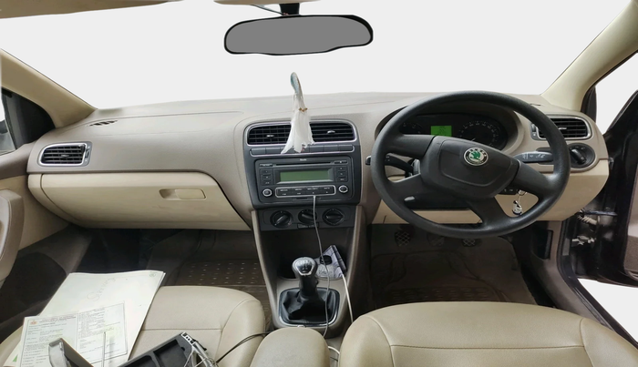 2012 Skoda Rapid 1.6 MPI ACTIVE, Petrol, Manual, 28,711 km, interior