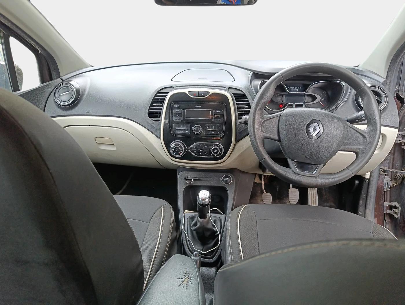 2018 Renault Captur RXE PETROL, Petrol, Manual, 54,703 km, interior