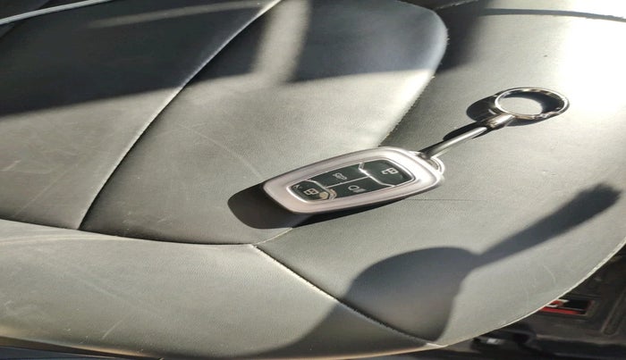 2019 Tata NEXON XZA PLUS PETROL DUAL TONE, Petrol, Automatic, 63,016 km, interior