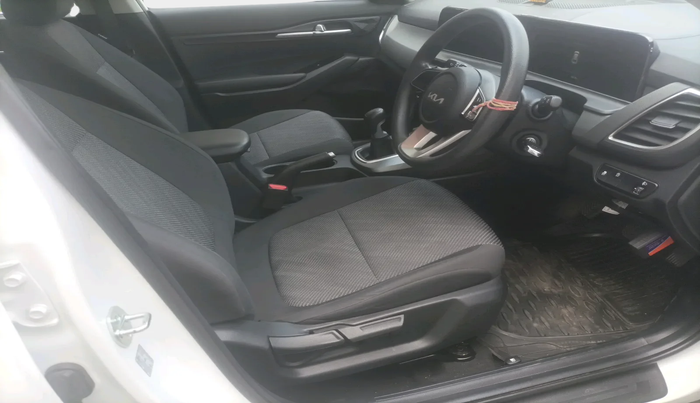 2024 KIA SELTOS HTE 1.5 Diesel MT, Diesel, Manual, 20,500 km, interior