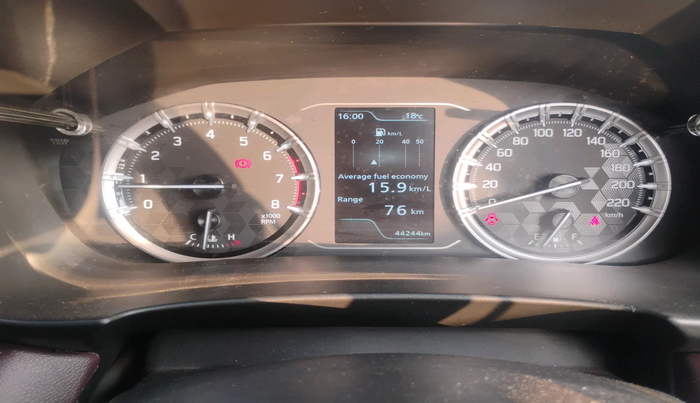 2023 Maruti Grand Vitara ZETA SMART HYBRID, Petrol, Manual, 44,244 km, interior