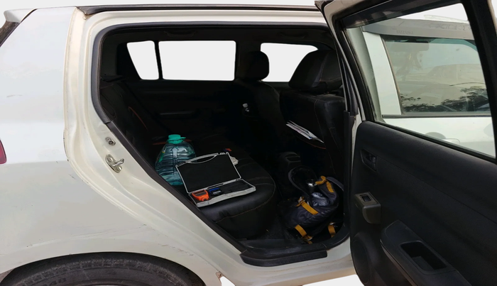 2011 Maruti Swift LXI, Petrol, Manual, 52,081 km, interior