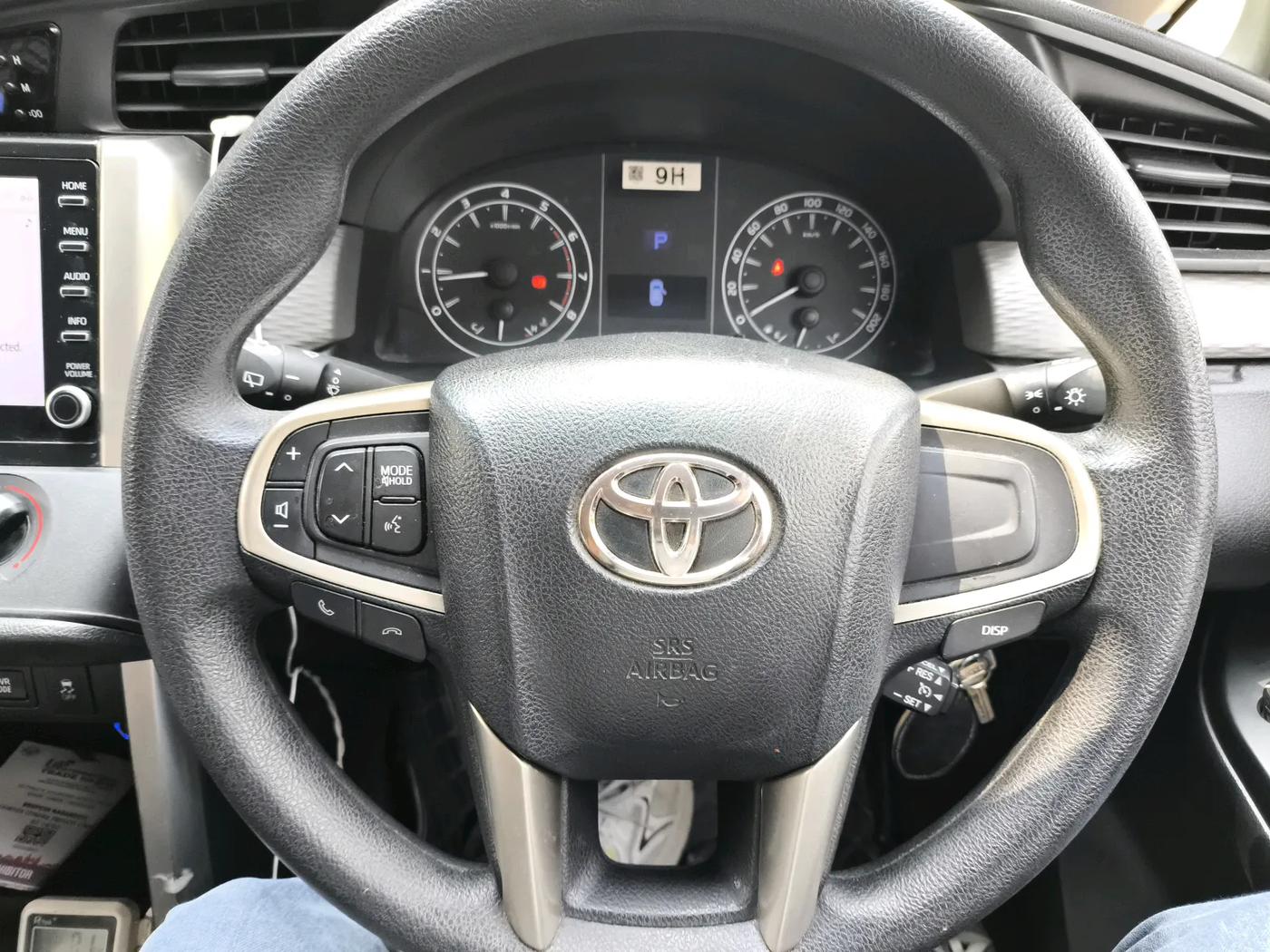2021 Toyota Innova Crysta 2.7 GX AT 7 STR, Petrol, Automatic, 61,938 km, interior