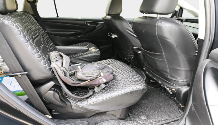 2021 Toyota Innova Crysta 2.7 GX AT 7 STR, Petrol, Automatic, 61,938 km, interior