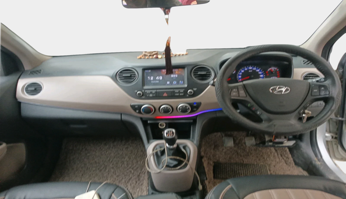 2017 Hyundai Xcent SX 1.2, Petrol, Manual, 44,640 km, interior