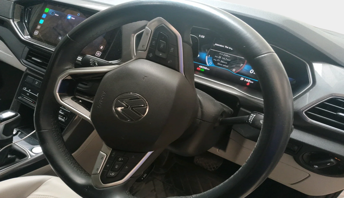 2023 Volkswagen TAIGUN TOPLINE 1.0 TSI AT, Petrol, Automatic, 48,358 km, interior